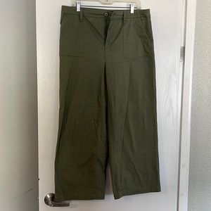 Charter Club Olive Green Cargo Pant